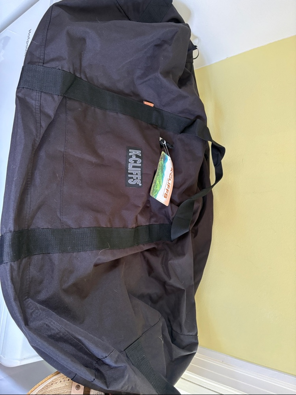 K-Cliffs NWT Black 36” Heavy Duty Duffel Bag